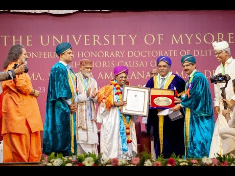 Amma receives Honorary Doctorate of Letters from University of Mysore