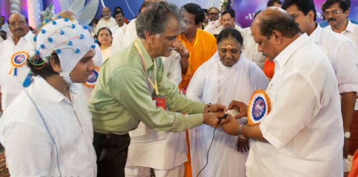 Amritavarsham61 Witnesses the Launch of Solar Home-Lighting and Low-cost Wireless EEG Systems